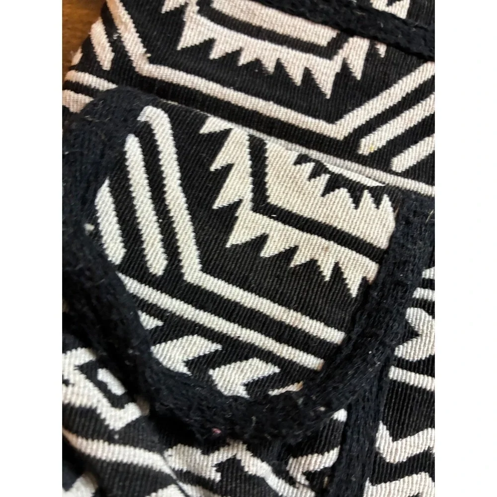 Black & White Aztec Crossbody Bag - Unbranded